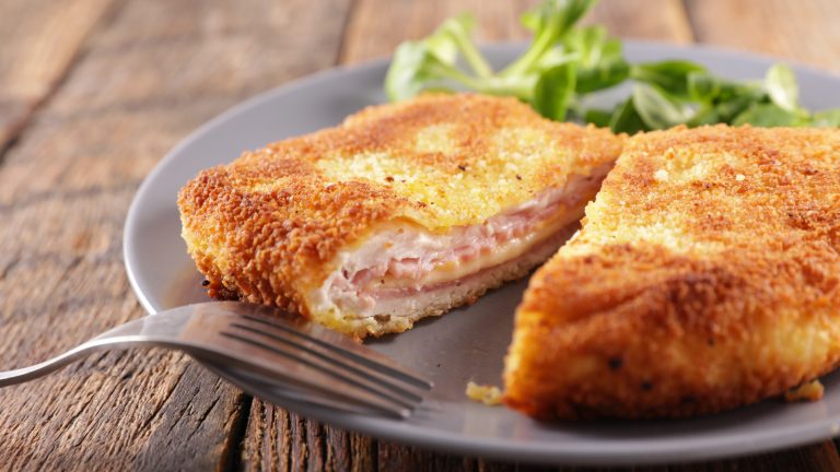 cordon bleu- chicken fillet, ham and cheese with battered